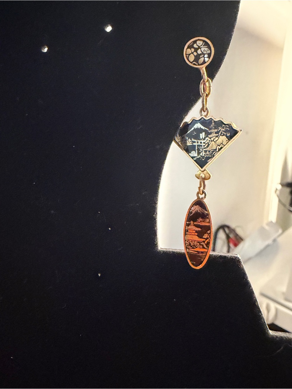 Vintage Japan Damascene Screwback Earrings